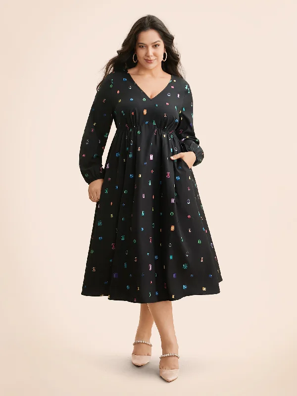 Plus size dresses with empire waists cinch nicely -Color Diamond Print V Neck Dress