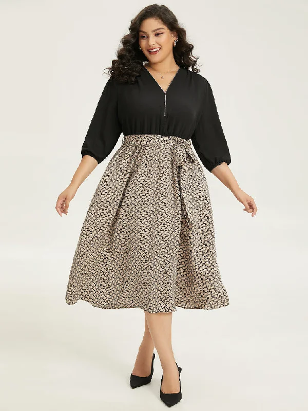 Plus size dresses with stretch panels move freely -Geometric Graphic Zipper Patchwork Belted Dress