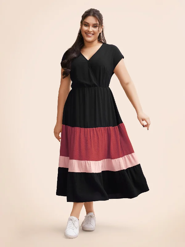 Plus size dresses with empire waists cinch nicely -Colorblock Contrast Pocket Wrap Flutter Tiered Tank Dress