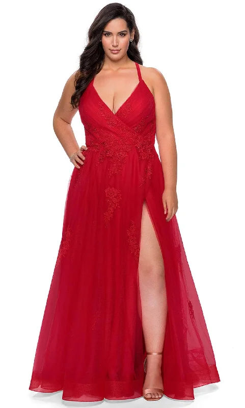 Plus size dresses with floral appliques feel sweet -La Femme - 29021 Plunging V-neck Tulle Plus Size Prom Gown