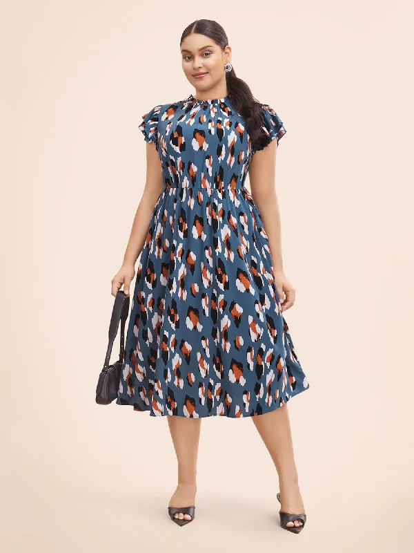 Plus size dresses for elegant dinners glow softly -Allover Print Frill Trim Flutter Sleeve Dress