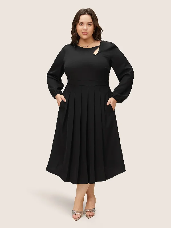 Plus size dresses featuring boho vibes are chic -Anti-Wrinkle Asymmetrical Neck Keyhole Pleated Hem Dress