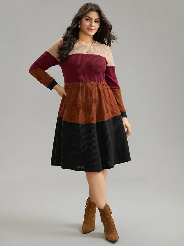 Plus size dresses featuring striped patterns are fresh -Colorblock Rib Knit Pocket Patchwork Dress