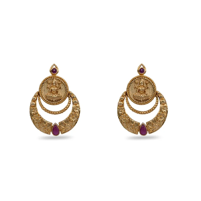 Best hoop earrings with asymmetrical designs for a fashion-forward, avant-garde look-Shreeja Antique Red Kempu Chandbali Earrings